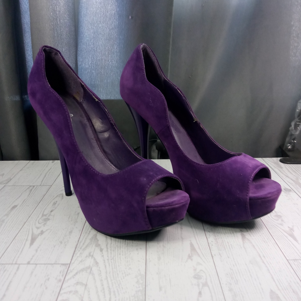 Qupid Purple Platform Suede Heels
